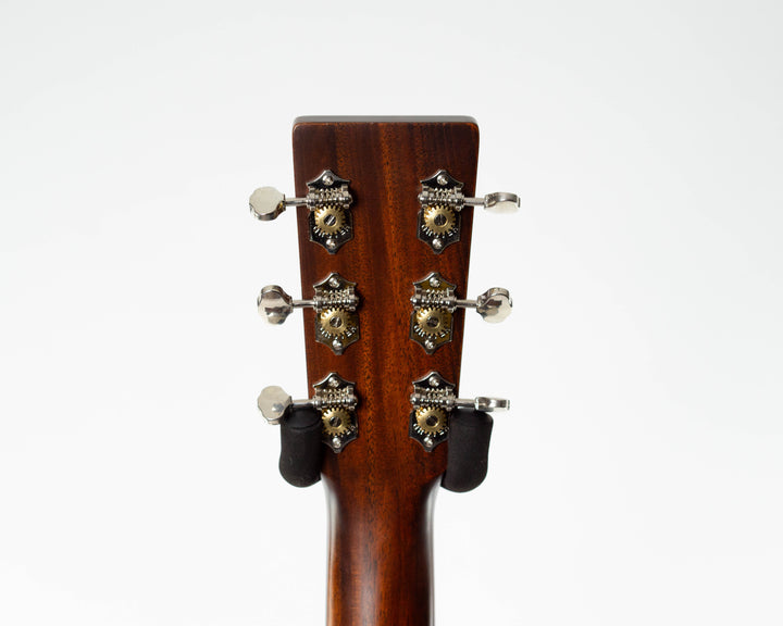 Martin Standard Series 00-18 2021 Natural