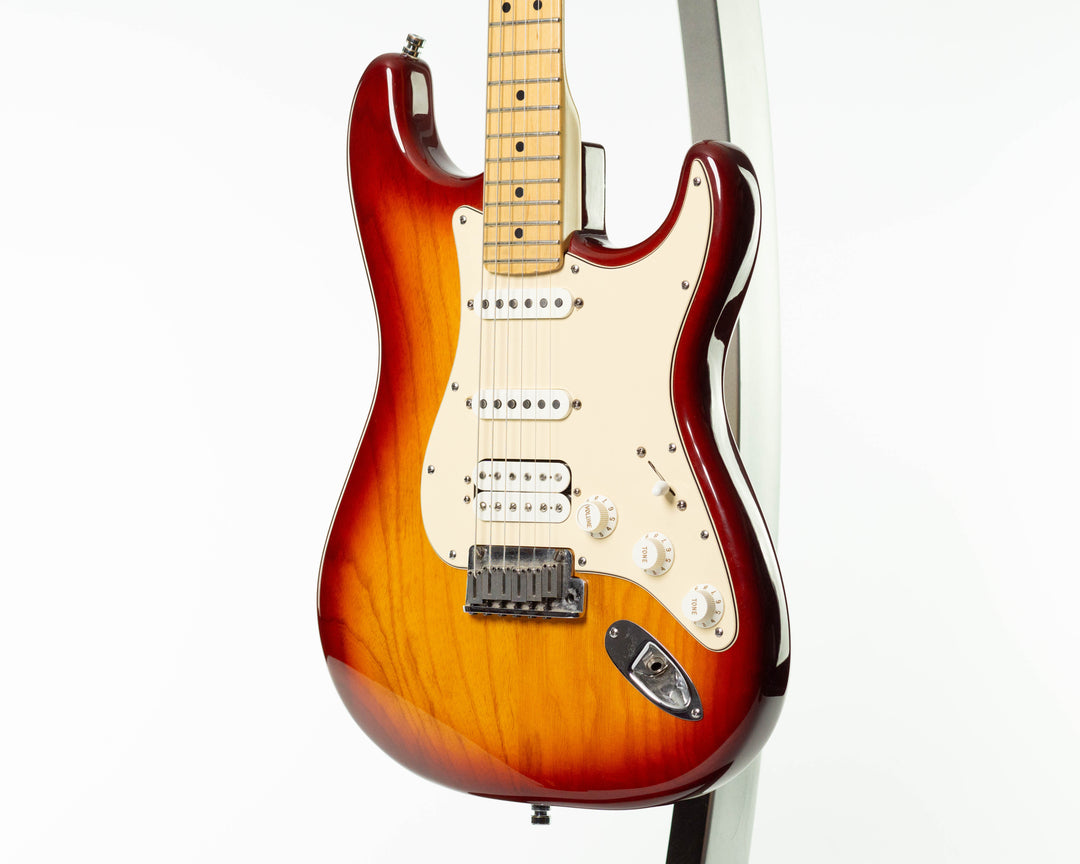 Fender American Series Stratocaster HSS 2005 Sienna Sunburst