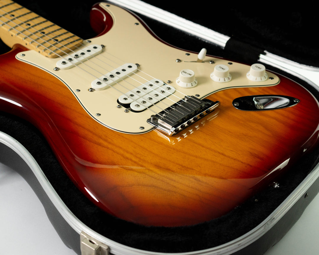 Fender American Series Stratocaster HSS 2005 Sienna Sunburst