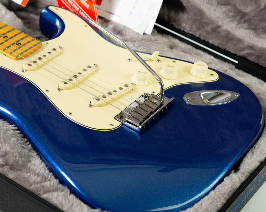 Fender American Ultra Stratocaster 2022 Cobra Blue