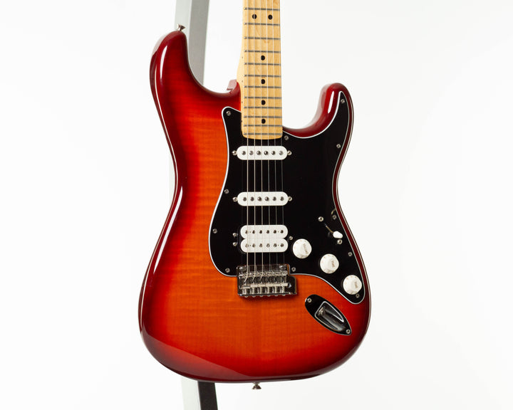 Fender Player Stratocaster HSS Plus Top 2022 Aged Cherry Burst